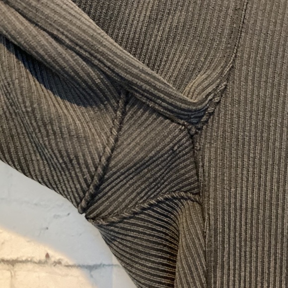 Lululemon Flared Zip Pants Leggings 4 Black Ribbed Softstreme wide leg workout - Picture 8 of 16